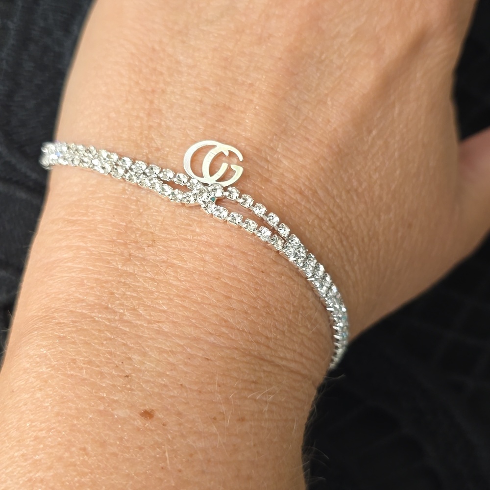 Elegant‎ Silver Bracelet with Charm - Picture 2 of 3